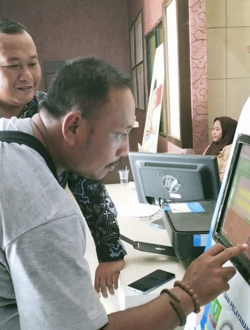 Desa Hurip Jaya Tingkatkan Layanan Masyarakat dengan Sentra Informasi dan Pelayanan Publik