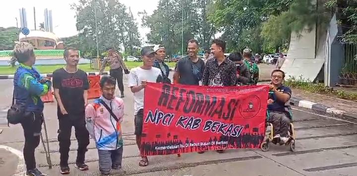 Pengunduran Diri Bendahara Umum NPCI Kabupaten Bekasi Tuai Kontroversi