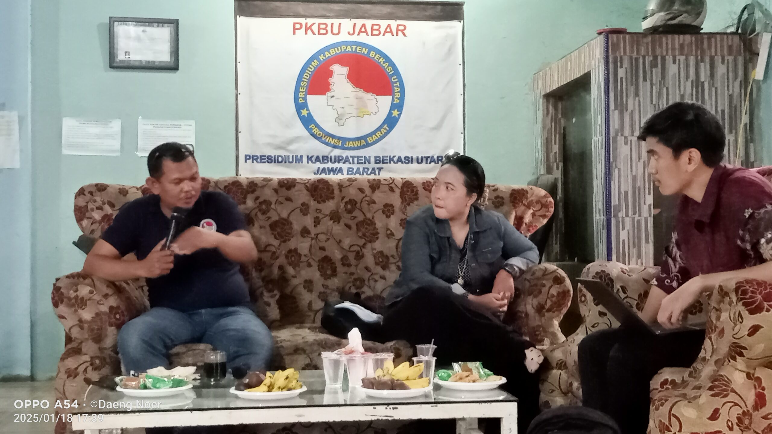 Sejumlah Nelayan Muara Tawar Ikuti Penyuluhan Hukum oleh LBH Jakarta