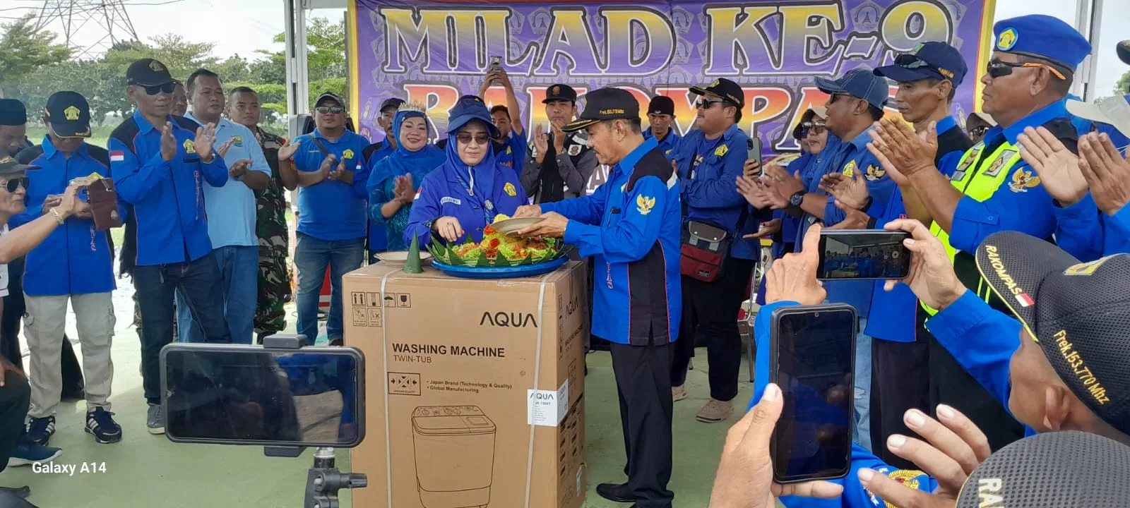Rakompas Rayakan HUT ke-9 dengan Aksi Peduli Lingkungan dan Santunan Anak Yatim