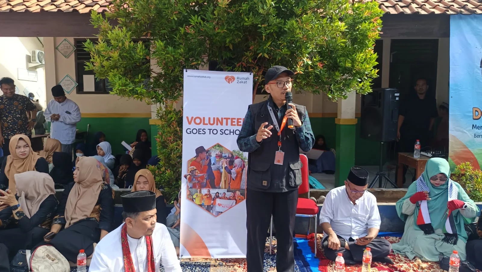 Bangun Kepedulian Terhadap Lingkungan Rumah Zakat Bekasi Gelar Kegiatan Volunteer Goes to School