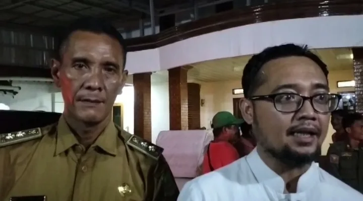Ketua DPRD Kabupaten Bekasi Tinjau Warga Terdampak Banjir di Desa Buni Bakti