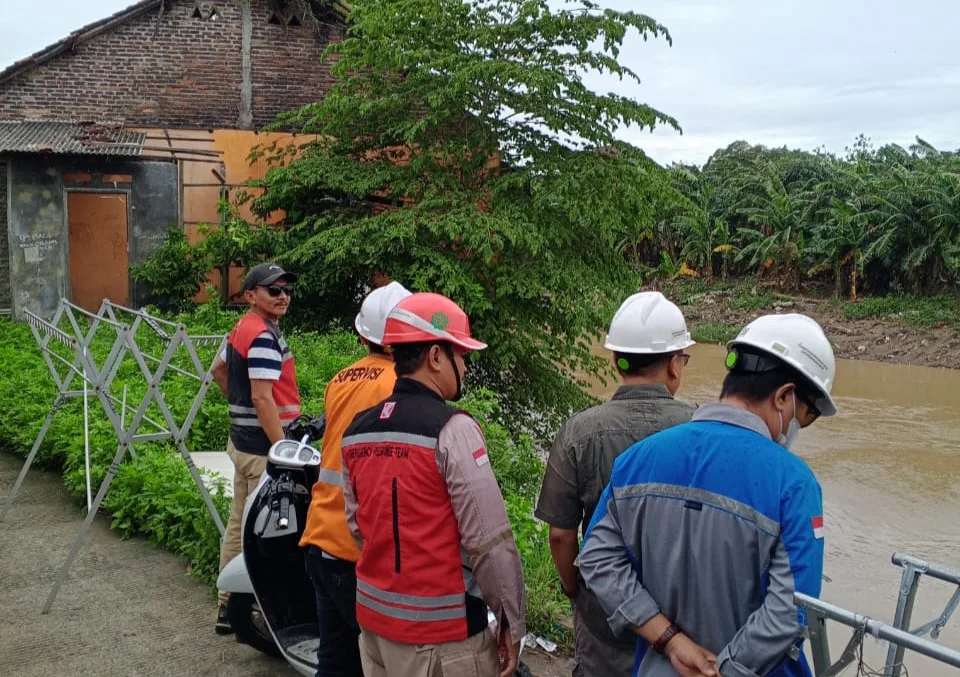 Pekerjaan Pancang Sementara Kali Bekasi Tak Kunjung Direalisasikan, LMP Babelan Desak Pemerintah Bertindak