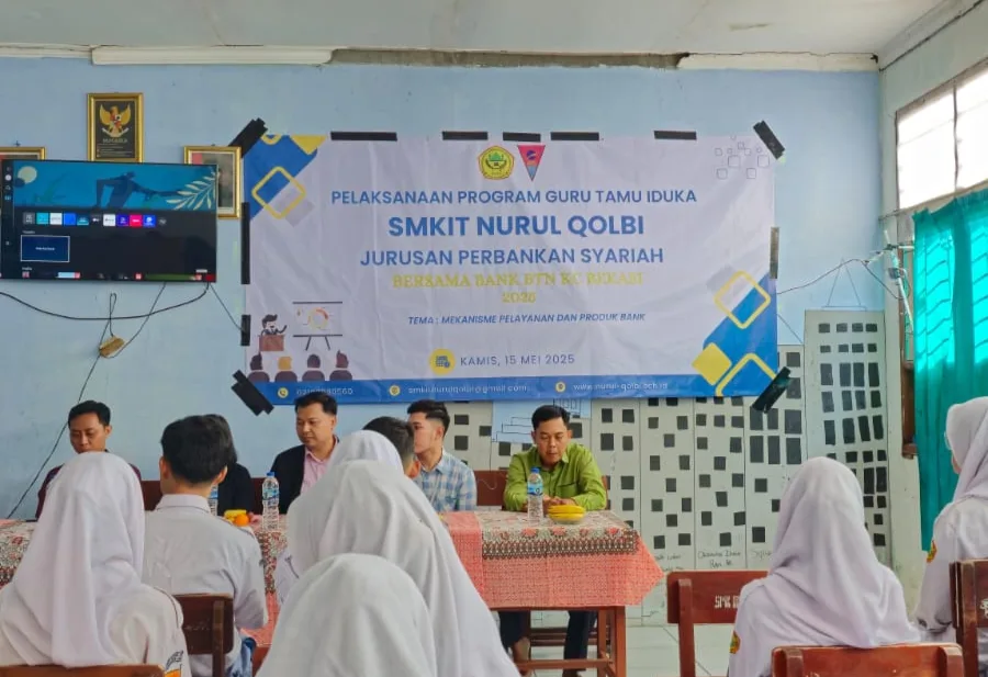 SMKIT Nurul Qolbi Hadirkan Guru Tamu dari Dunia Perbankan Umum