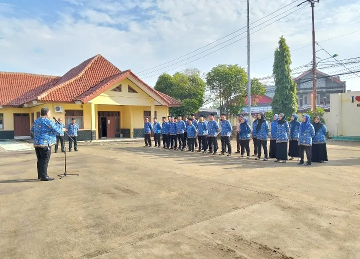 Peringati Hari Kebangkitan Nasional, Pegawai Kecamatan Babelan Gelar Apel dan Serukan Peningkatan Kinerja Pelayanan