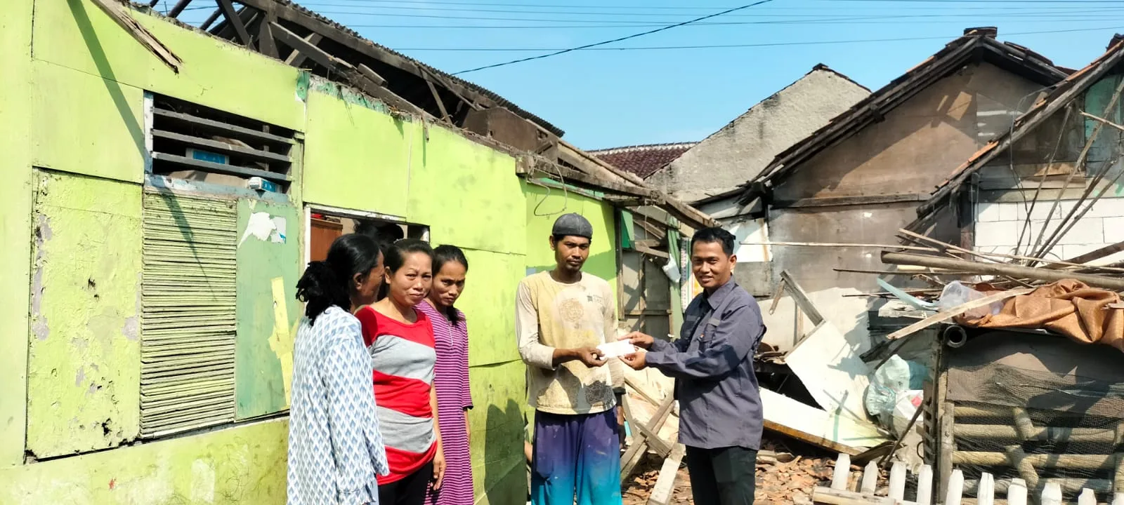 BAZNAS Kabupaten Bekasi Bangun Tiga Unit Rumah Layak Huni untuk Warga Kampung Wates