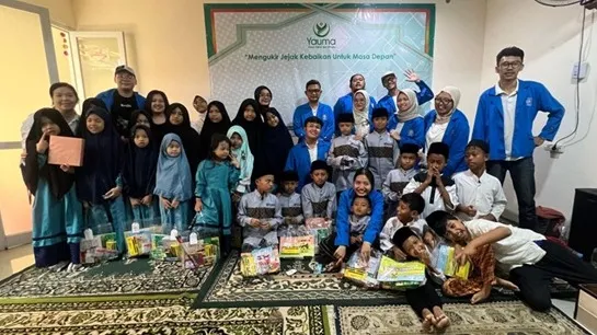Mahasiswa pr ubsi tanamkan toleransi beragama di panti asuhan yauma