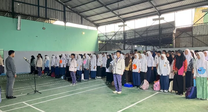 SMKIT Nurul Qolbi Gelar MPLS, Ratusan Siswa Baru Padati Halaman Sekolah