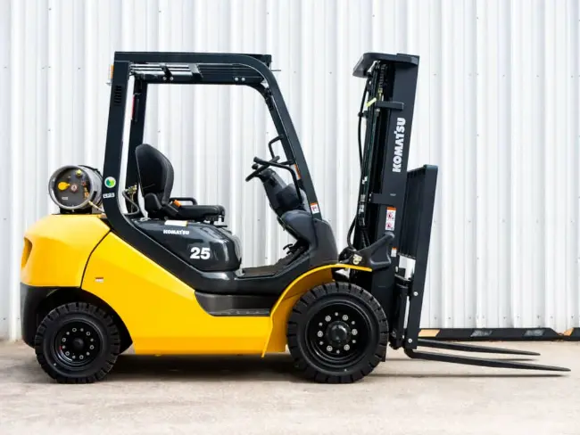 Mengapa konsumen harus mempertimbangkan forklift