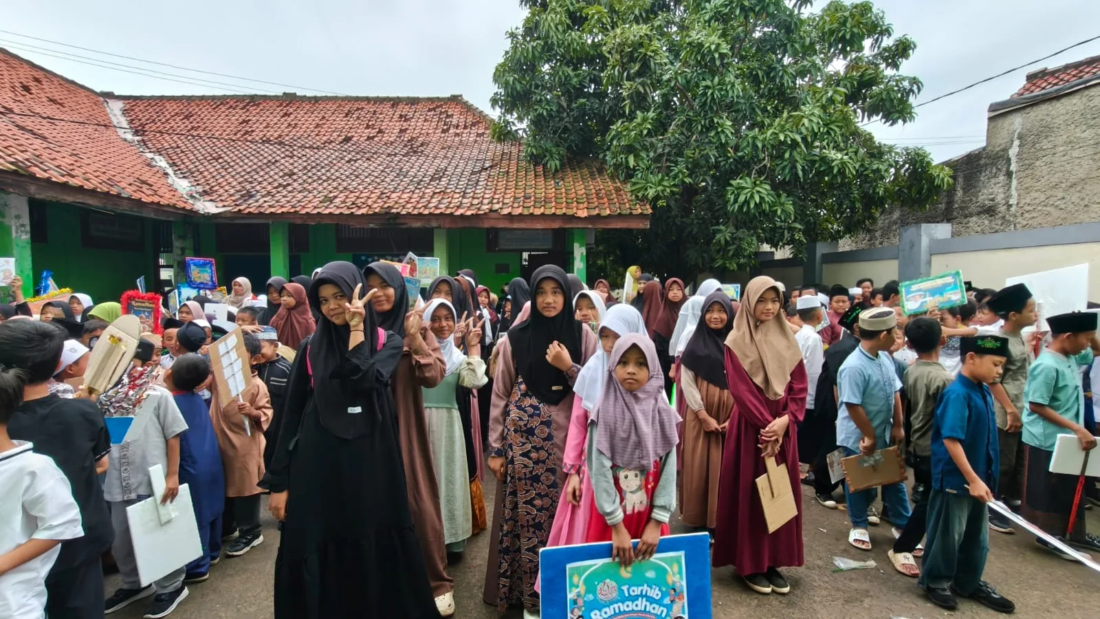 Sambut Bulan Suci Ramadan SDN Kedung Pengawas 01 Adakan Tarhib Ramadhan