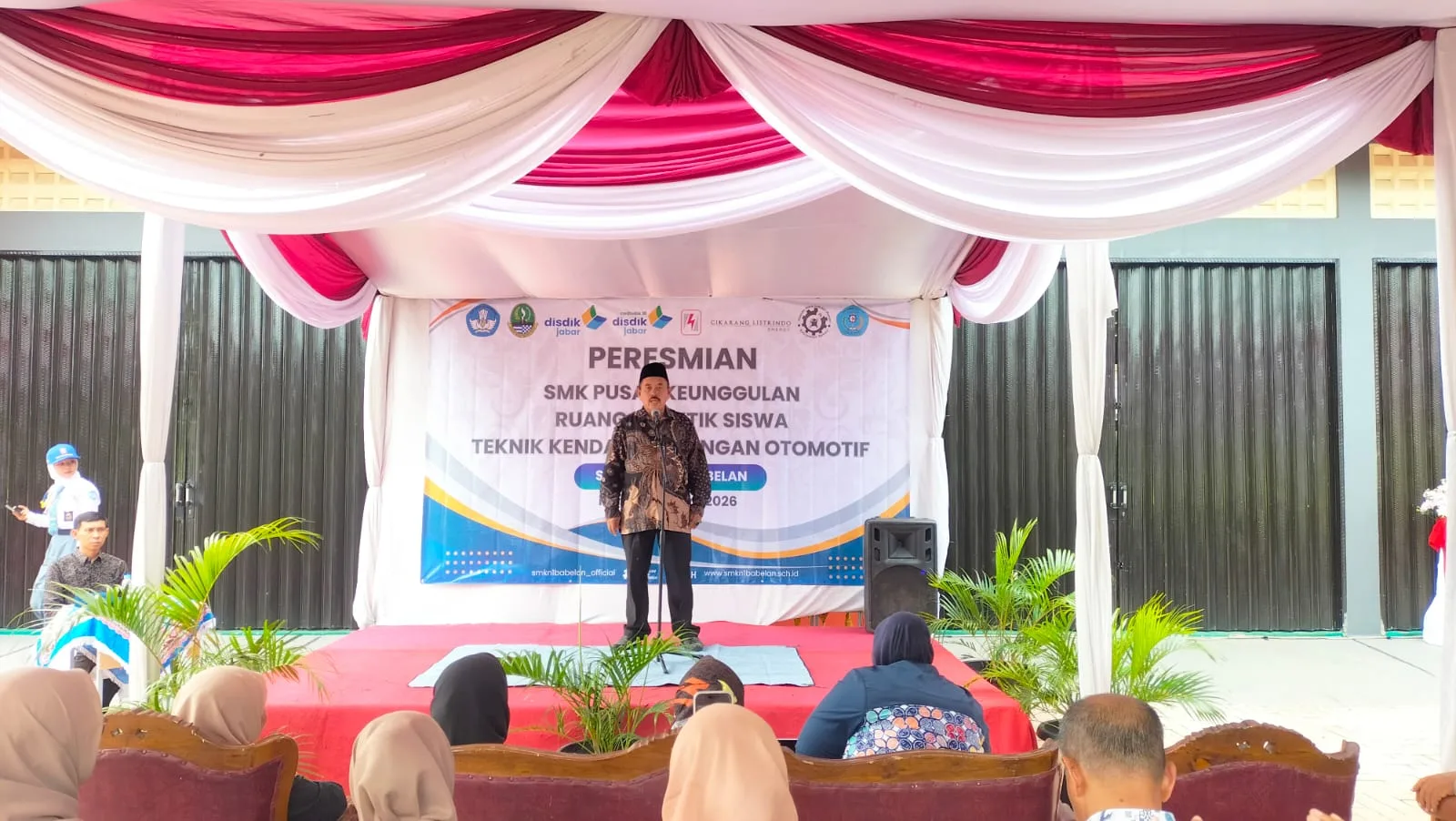 Kepala Desa Muara Bakti Dorong CSR untuk Pagar SMKN 1 Babelan