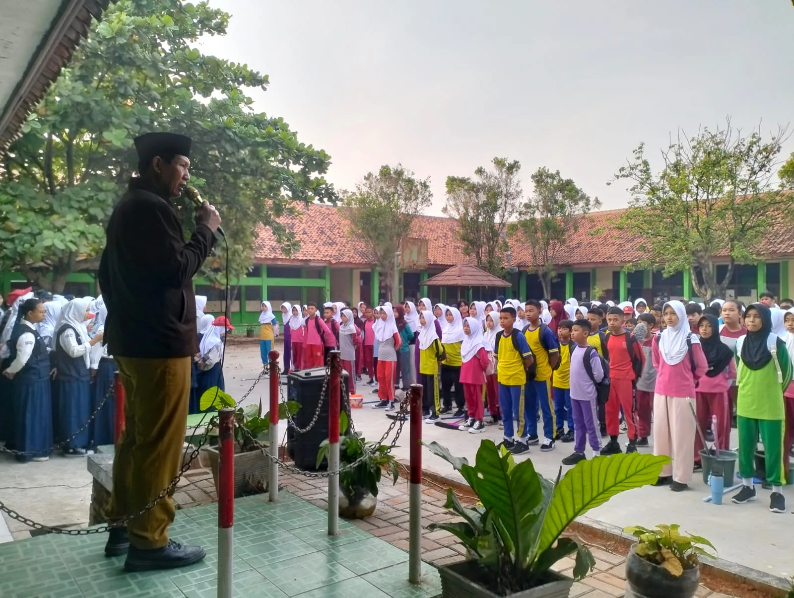 Ratusan Siswa Baru SMPN 1 Babelan Antusias Ikuti Pra MPLS