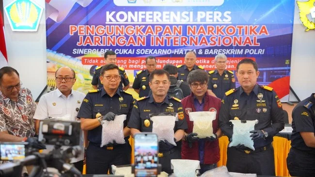 Bea Cukai Gagalkan Penyelundupan 70 Ribu Butir Ekstasi di Bandara Soekarno Hatta Modus Libatkan Pilot Maskapai Internasional